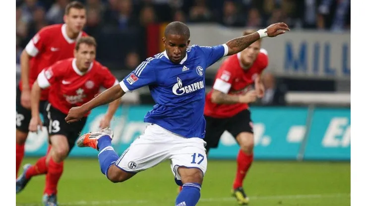Jefferson Farfán jugó siete temporadas en el Schalker 04.