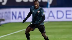 Equipo de Luis Advíncula se mantiene en zona de Play-Off.