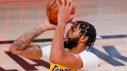 Anthony Davis firmó por cinco años con Los Angeles Lakers