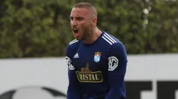 Sporting Cristal por el momento accede a la final donde enfrentará a Universitario.