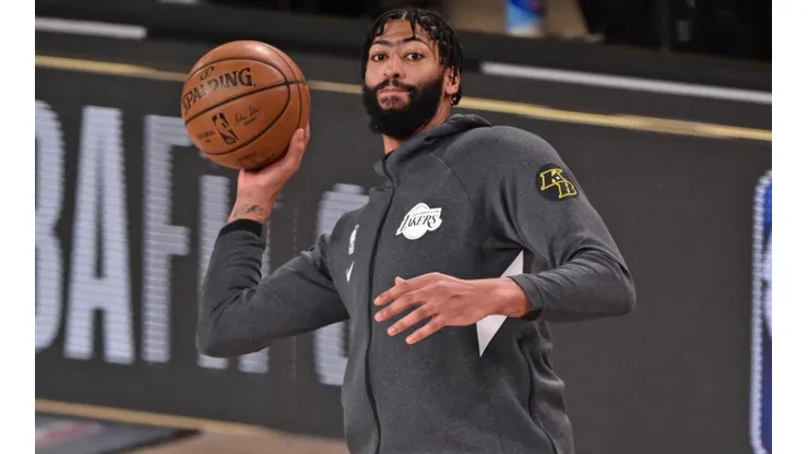 Anthony Davis se mete en la historia de la NBA