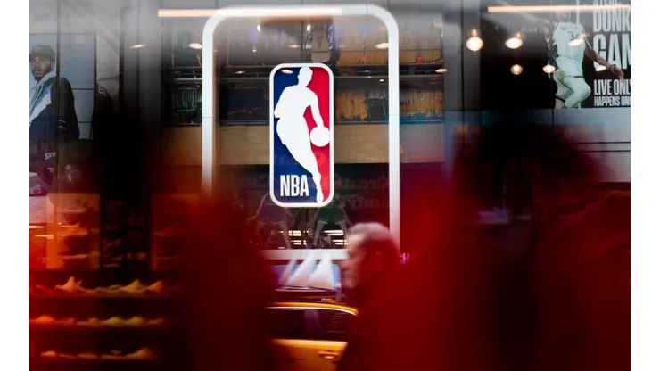 NBA pone fecha límite a traspasos