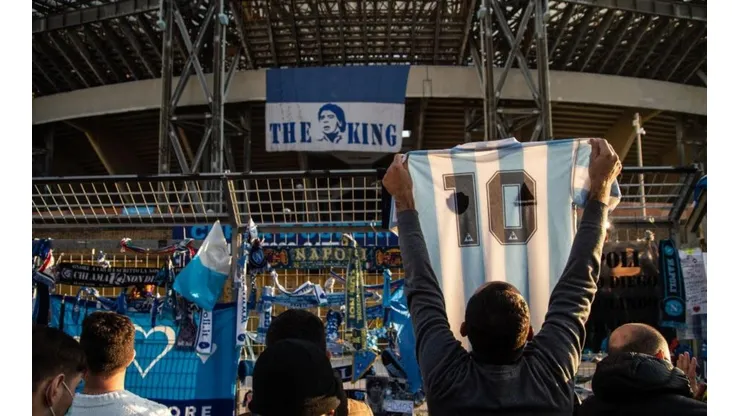 Es oficial: el estadio del Napoli se llama Diego Armando Maradona