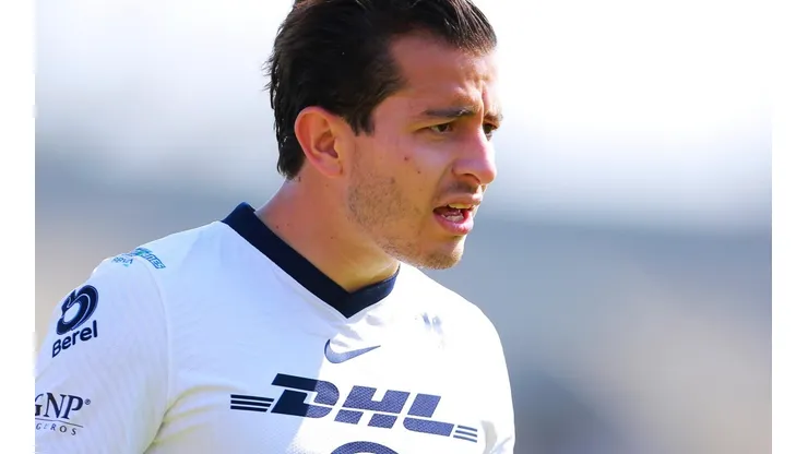 Alan Mozo fue criticado por los aficionados de Pumas.