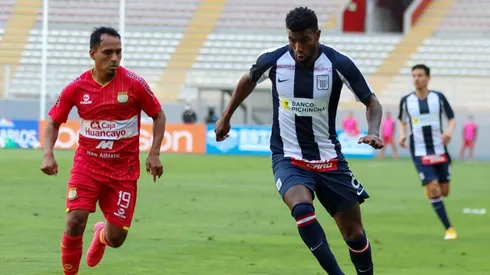 También solicitó la salida del Fondo Blanquiazul.