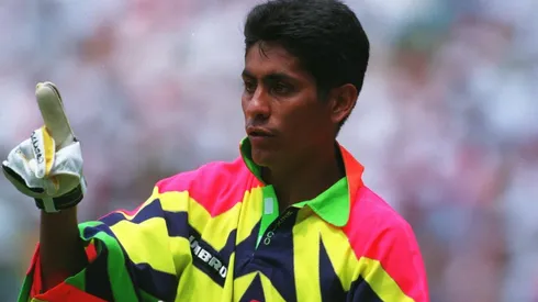 Jorge Campos vistió ambas playeras en su carrera