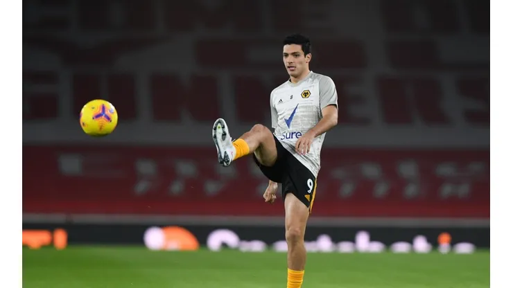 Raúl Jiménez solo quiere volver a jugar al futbol. Fuente: Getty