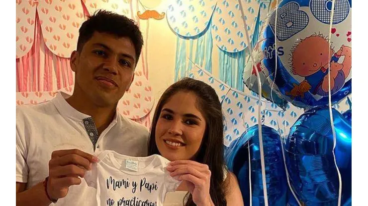 Estamos llorando: Robert Rojas tendrá un hijo y así lo festejó con su pareja