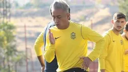 Christian Cueva busca mantenerse en buen estado físico.