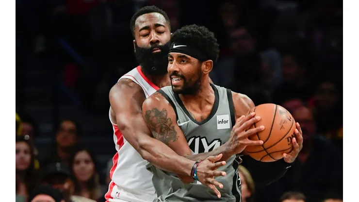 Kyrie Irving y James Harden