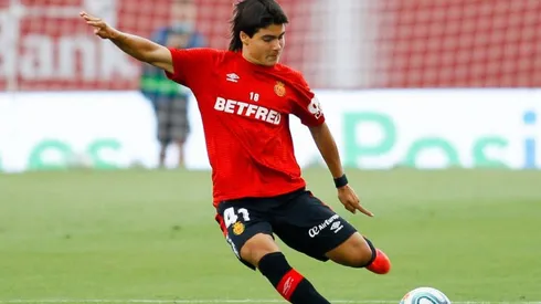 Luka Romero con la camiseta de Mallorca.
