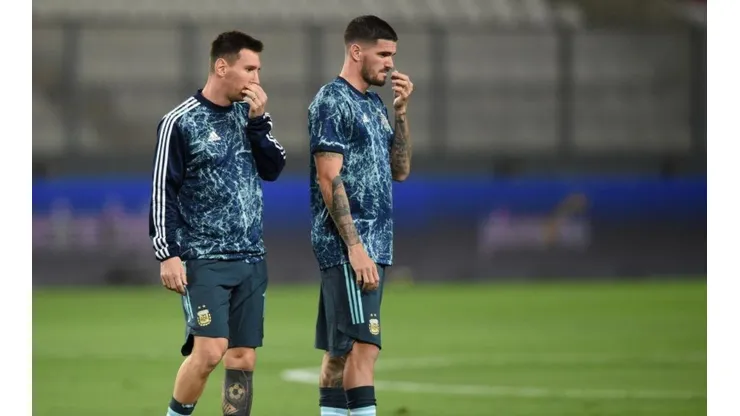 Rodrigo De Paul junto a Lionel Messi.