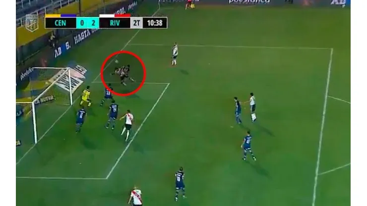 A River lo ayudan hasta los rivales: gol en contra de Martínez y 2 a 0
