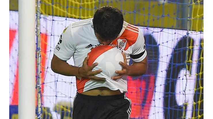 El festejo de Robert Rojas.