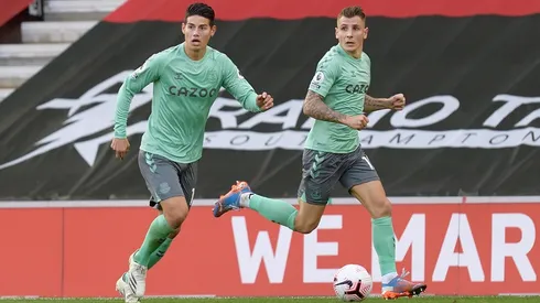 Mala suerte para Everton: se lesionó uno de los mejores socios de James
