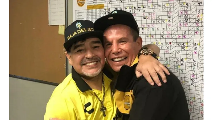 Julio César Chávez defendió a Diego Maradona.