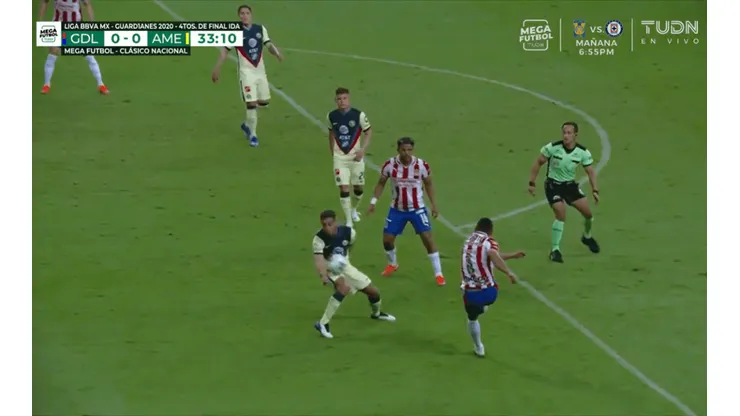 Polémica del Clásico Nacional: ¿Había penal para Chivas?