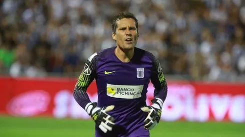 Leao Butrón tomó la palabra en el túnel de salida del Alberto Gallardo.