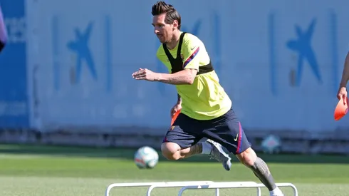 Jugó en Barcelona y reveló que entrenar con Messi le hizo pensar en retirarse