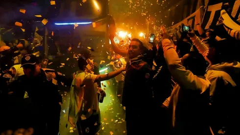 Afición recibió a los jugadores de América.