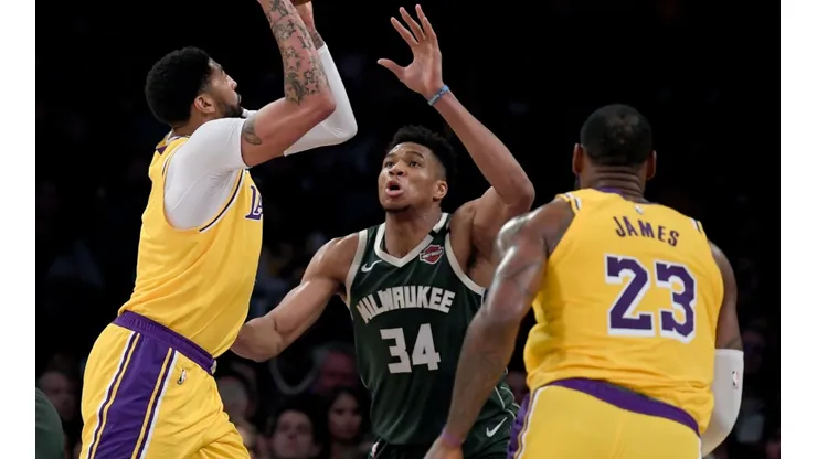 Anthony Davis Giannis Antetokounmpo y LeBron James