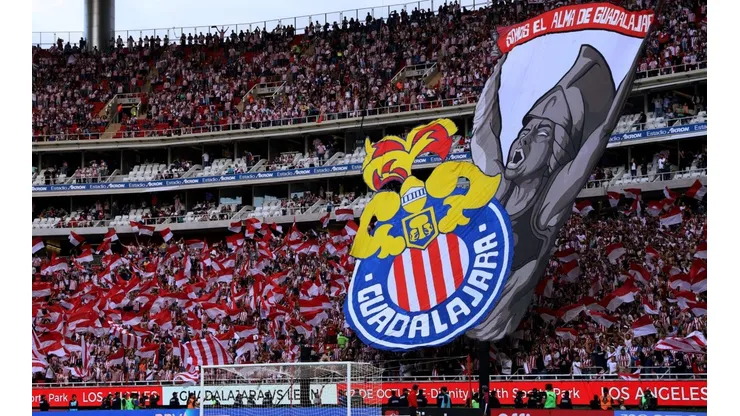 Chivas vs. América se jugará con aficionados.