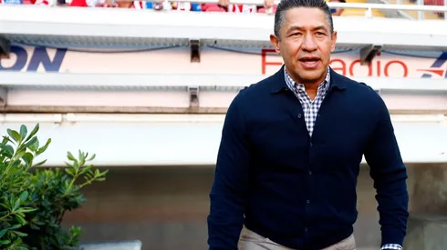 Ignacio Ambriz suena para dirigir a Monterrey