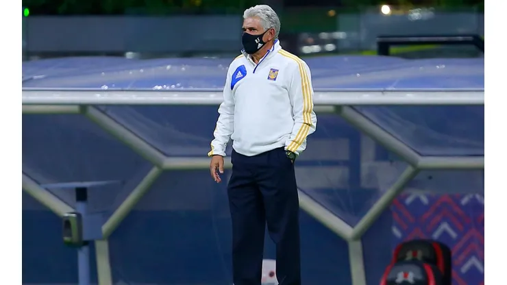 Ricardo Ferretti presumió su récord.