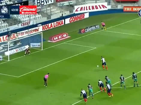 VIDEO: De penal, Nico Sánchez adelanta a Monterrey sobre Puebla