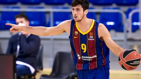 Leandro Bolmaro en el Barcelona