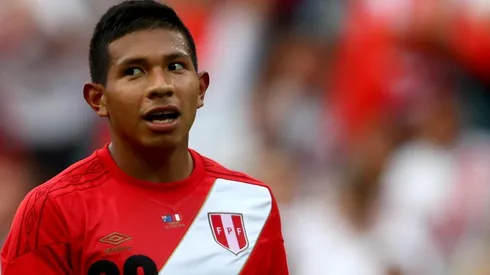 Edison Flores fue el elegido por Ricardo Gareca ante ausencia de varios referentes.