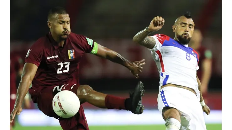 Soteldo armó el centro y Rondón le marcó el 2-1 a Chile a los 82'