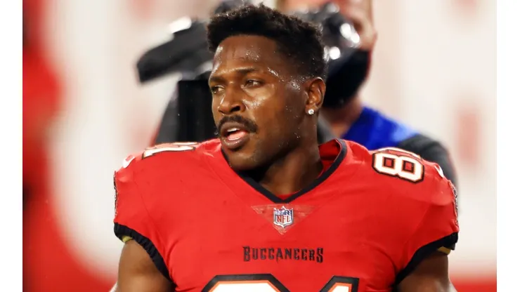 Antonio Brown, receptor de los Buccaneers