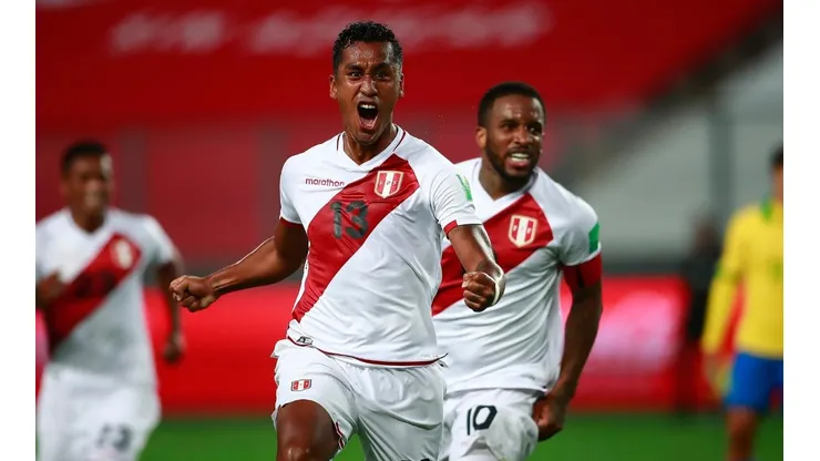Renato Tapia le anotó un gol a Brasil.