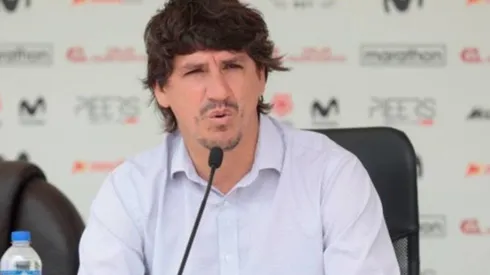Jean Ferrari es un reconocido dirigente del fútbol peruano.