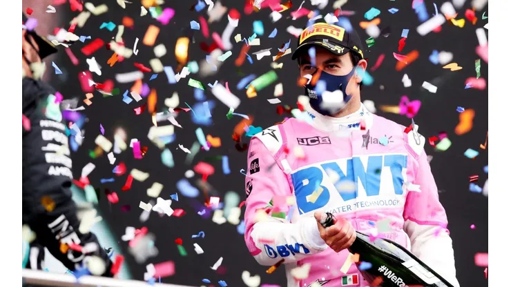 Checo Pérez festeja su podio en Turquía