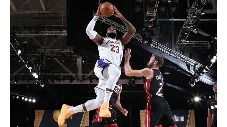 LeBron James, estrella de los Lakers