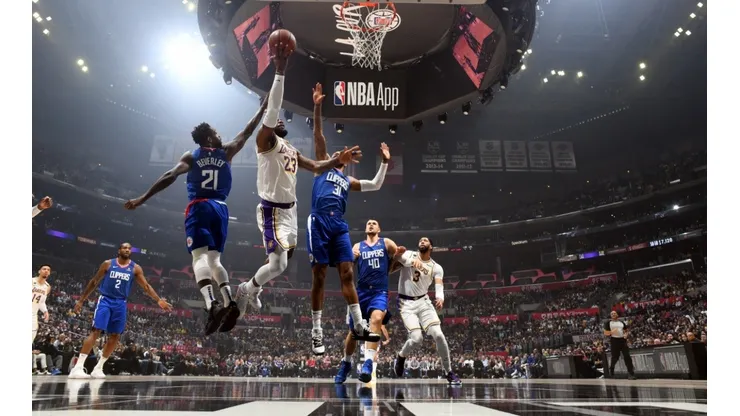 De a poco, la NBA podrá volver a recibir aficionados