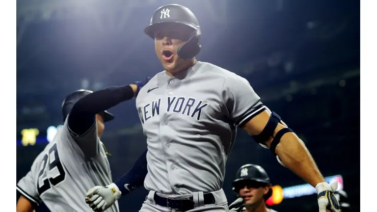 Giancarlo Stanton, jardinero de los Yankees