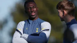 Dávinson Sánchez, jugador del Tottenham y la Selección Colombia.