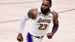 LeBron seguirá mostrando su talento en los Lakers