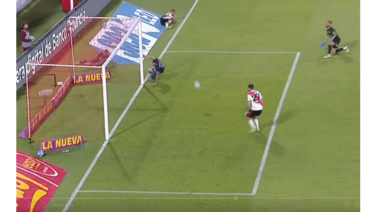 El gol de cabeza de Lucas Pratto.