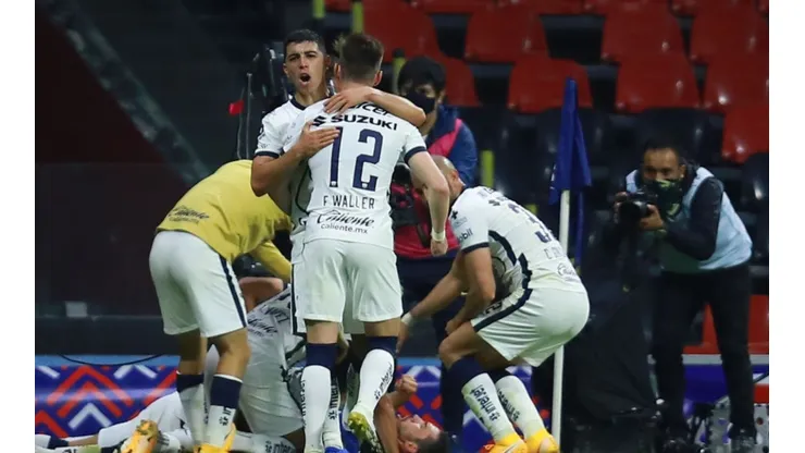 Pumas logró una victoria agónica frente a Cruz Azul.