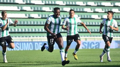 El festejo de Mauricio Cuero.