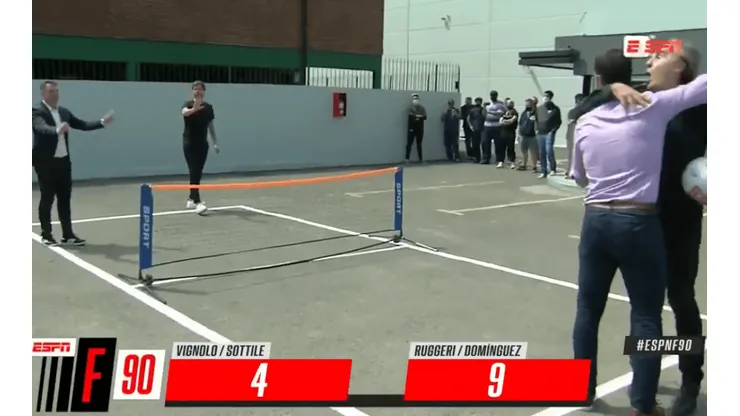 La dupla Ruggeri - Domínguez le ganó a la de Vignolo y Sottile en un terrible fútbol tenis