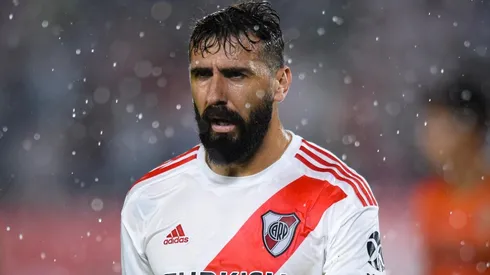 En Twitter, los hinchas de River eligieron a Pratto como reemplazante de Borré