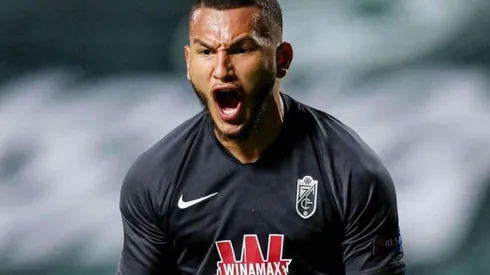 Luis Javier Suárez se estrenó como goleador en el Granada de España.