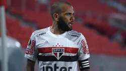 Dani Alves explotó contra Barcelona y reveló la charla que tuvo con Messi