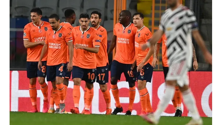 ¿Y la defensa del United? No podemos creer el gol que le hizo Istanbul