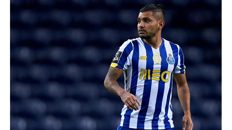 Asistencia de taco de Jesús Corona en Champions League
